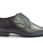 Men’s Argentine tango dance shoe made of black leather.